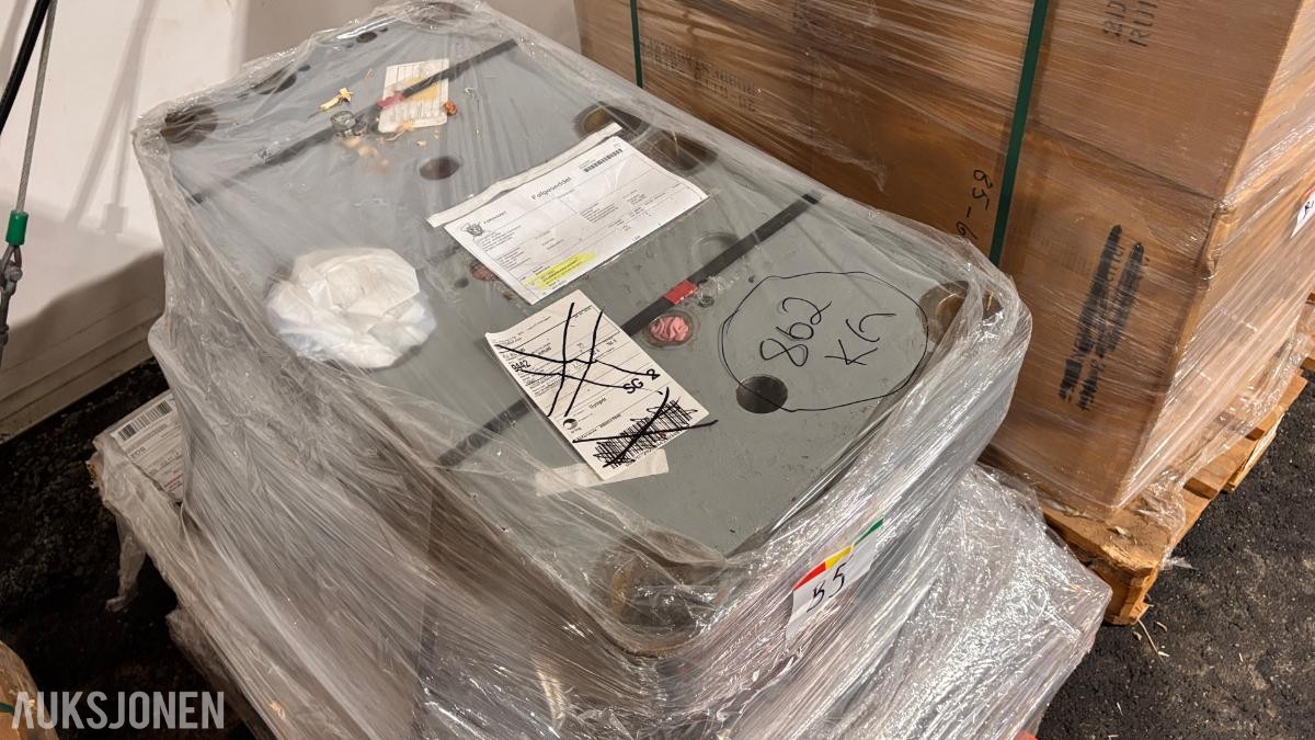 Stor reservedelspakke til Wichmann 9AXAG dieselmotorer – selges samlet