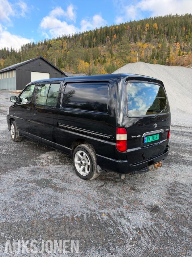 2009 Toyota HiAce 2.5 117hk s+v dekk eu ok    154500km