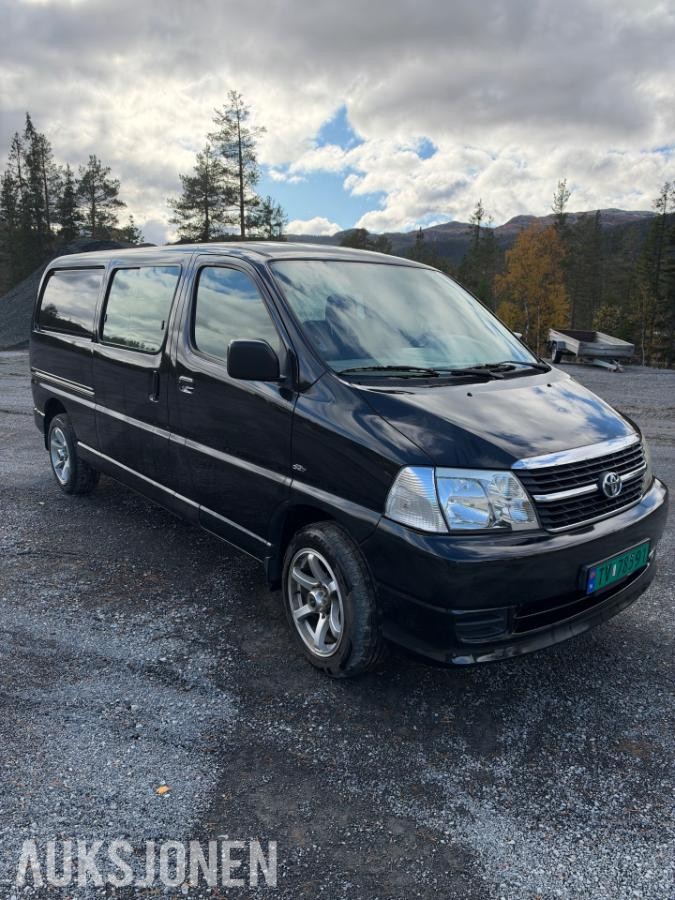 2009 Toyota HiAce 2.5 117hk s+v dekk eu ok    154500km