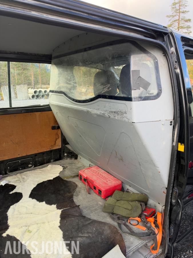 2009 Toyota HiAce 2.5 117hk s+v dekk eu ok    154500km