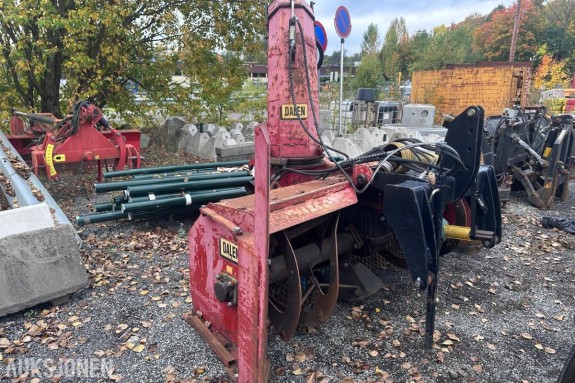 Dalen 2010 snøfres med hydraulisk utkaster