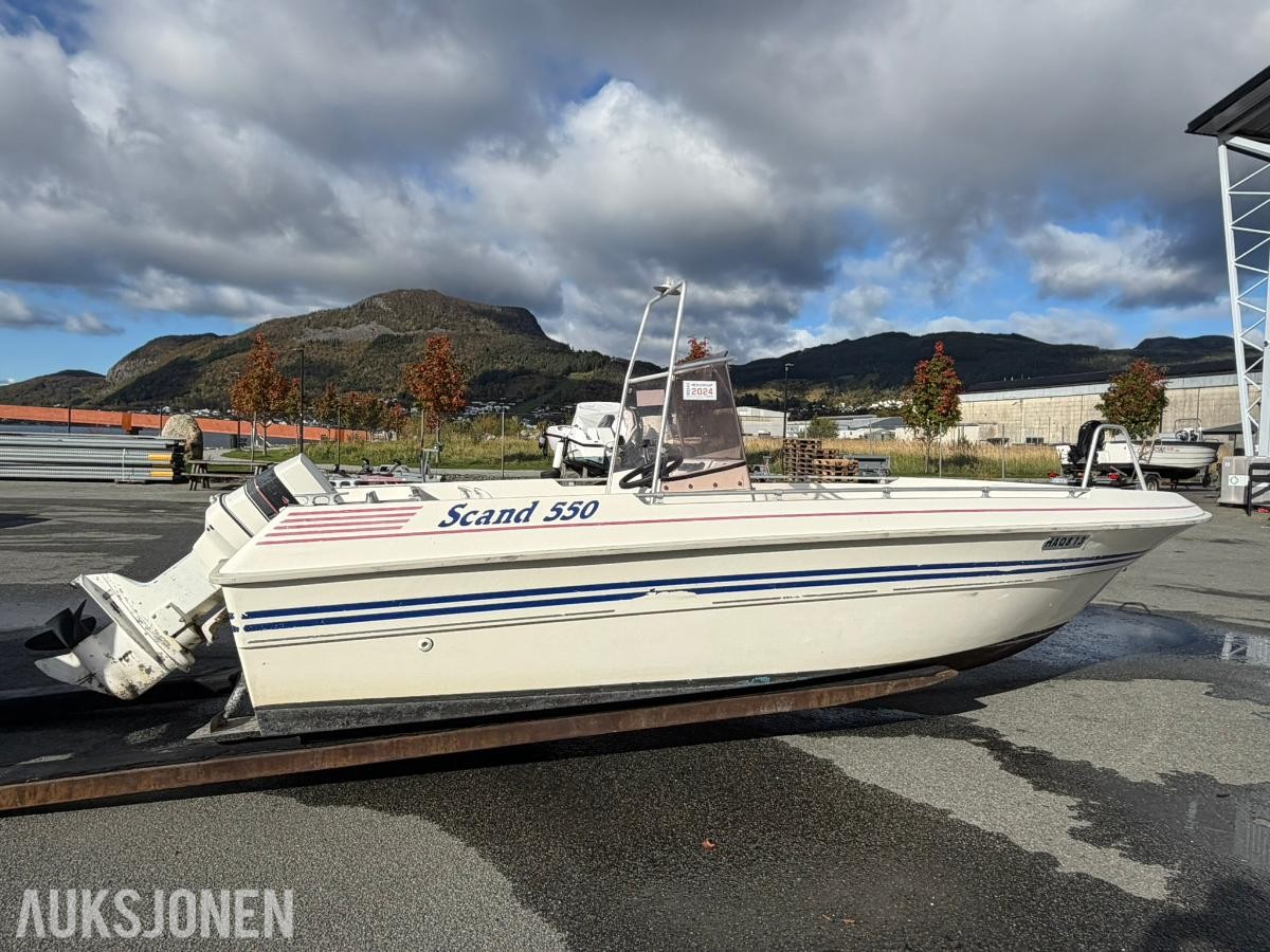 1990 Scand 550 LUX m/Johnson 120hk motor