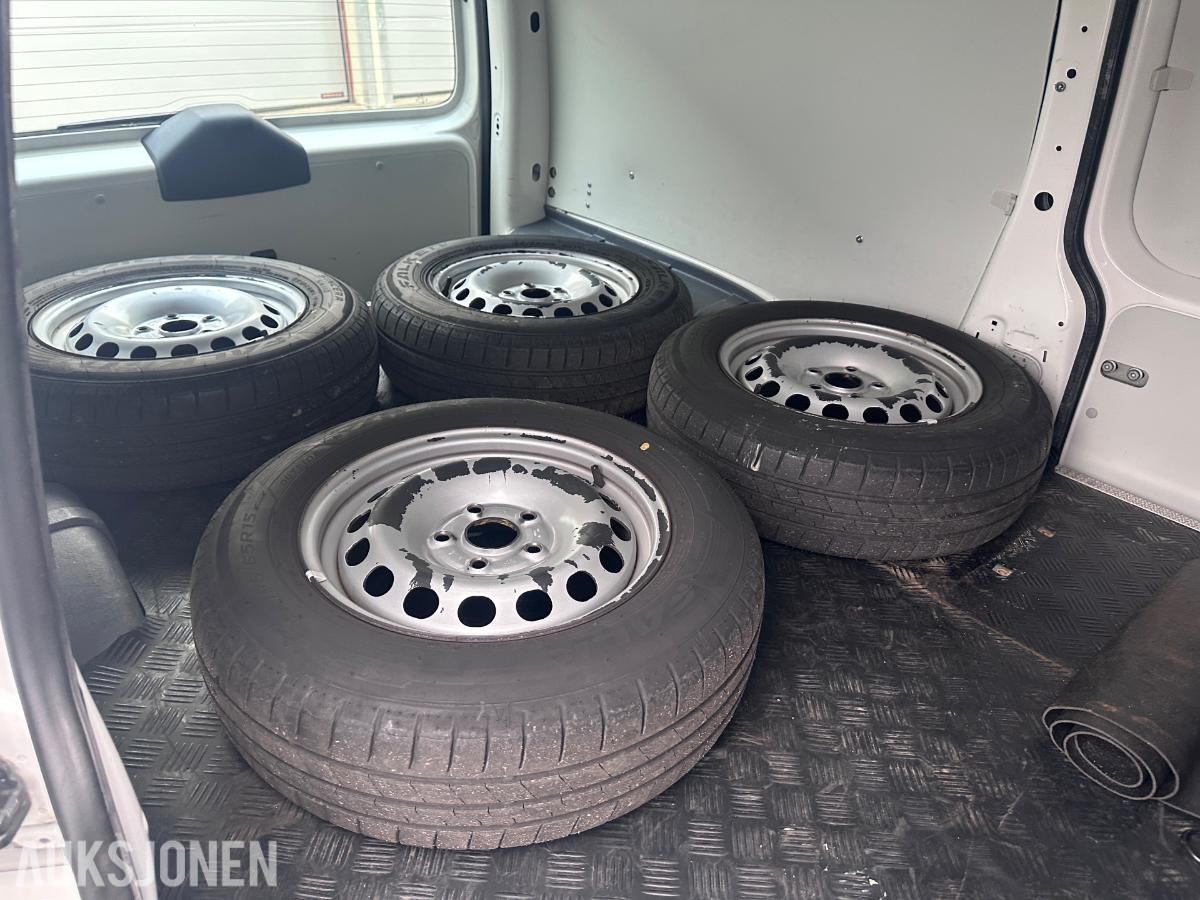 2016 Volkswagen Caddy Maxi 110 HK GASSDRIFT HENGERFESTE SKYVEDØRER CRUISE