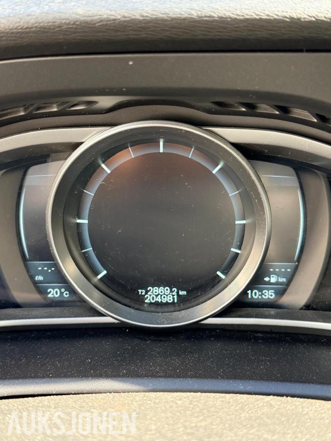 2013 VOLVO V40 D2 MOMENTUM 1.6-114 D RYGGEKAMERA CRUISE HENGERFESTE