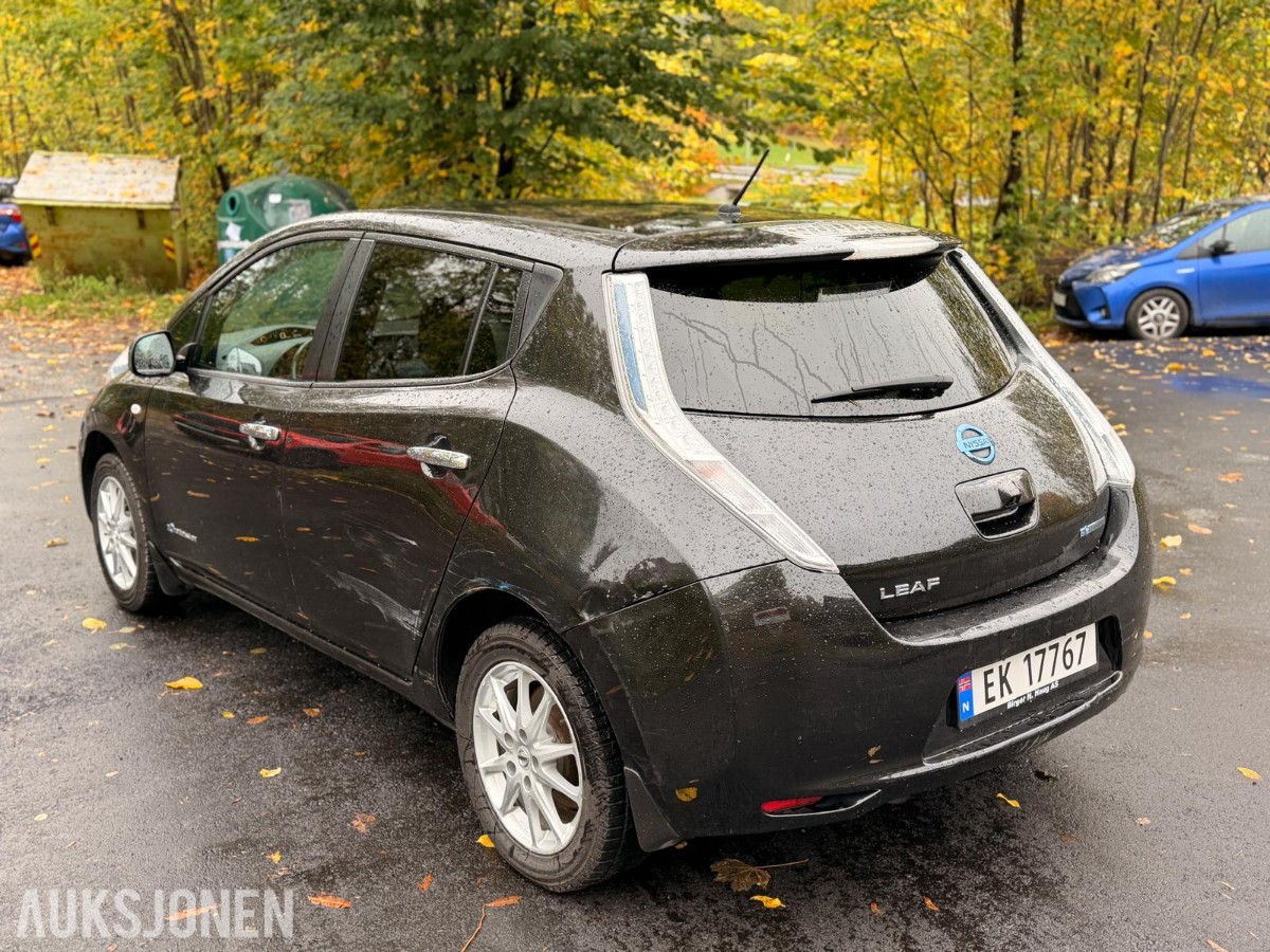 2014 NISSAN LEAF BOSE 360 KAMERA SKINN RATTVARME