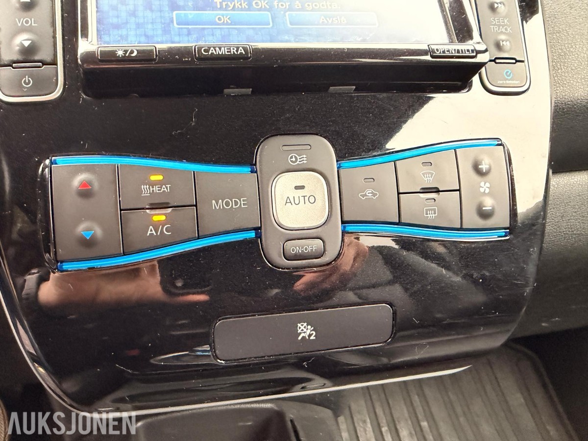 2014 NISSAN LEAF BOSE 360 KAMERA SKINN RATTVARME