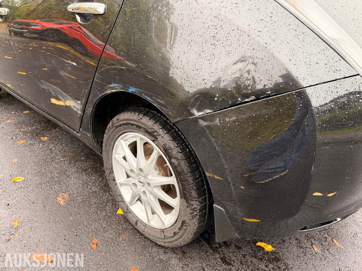 2014 NISSAN LEAF BOSE 360 KAMERA SKINN RATTVARME