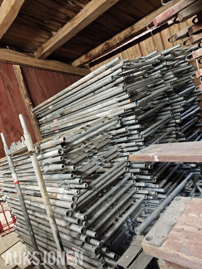 Plettac Stillas selges – komplett rammestillas, opptil ca. 2000 m²