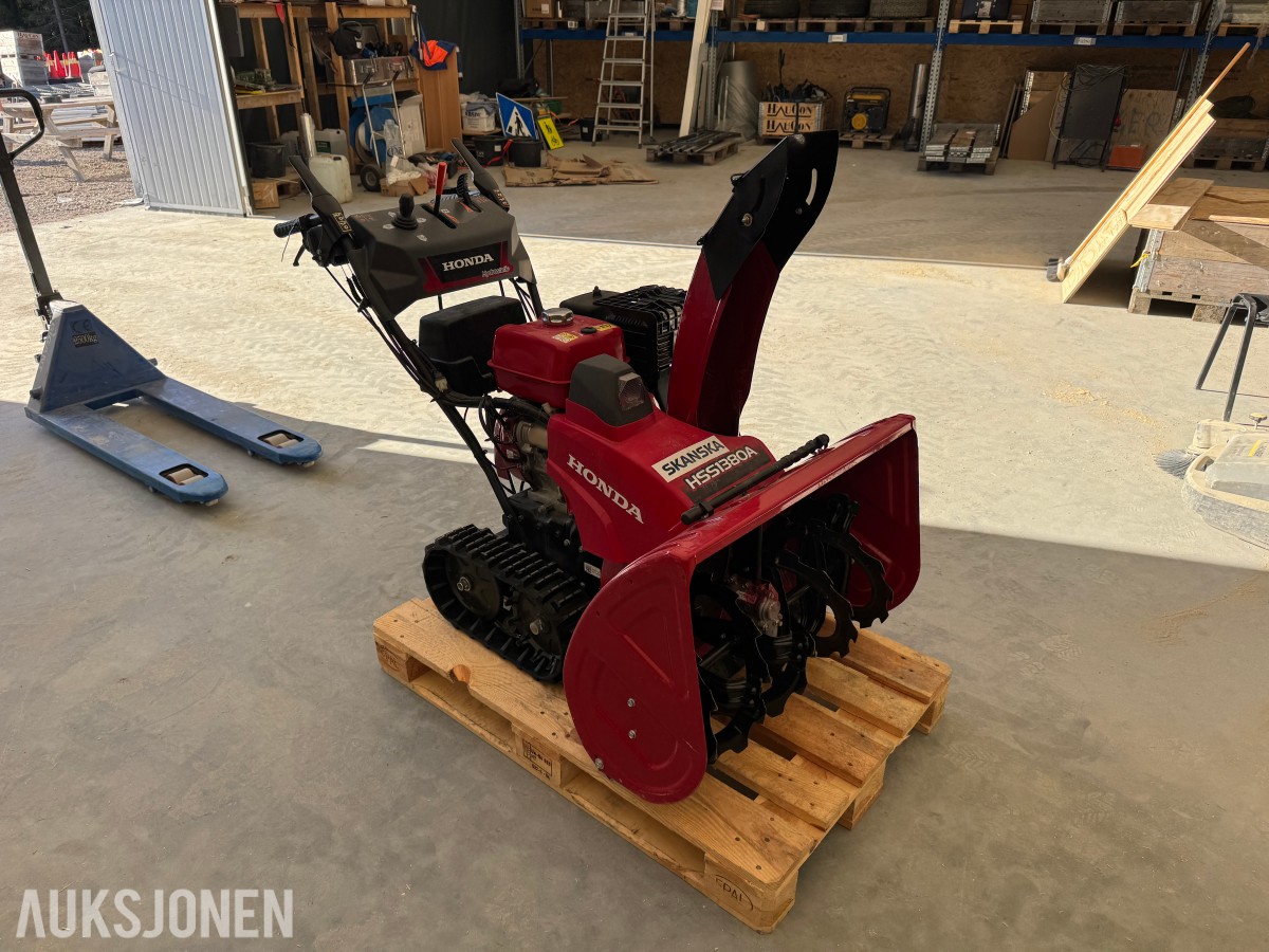 2023 Honda HSS1380AETD beltegående snøfreser - kun 41,6 timer