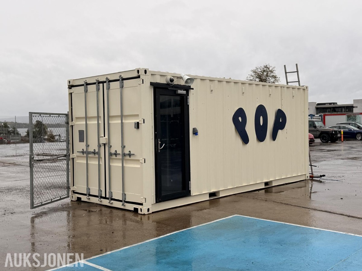 2022 20 fots container innredetsom skifterom med toalett