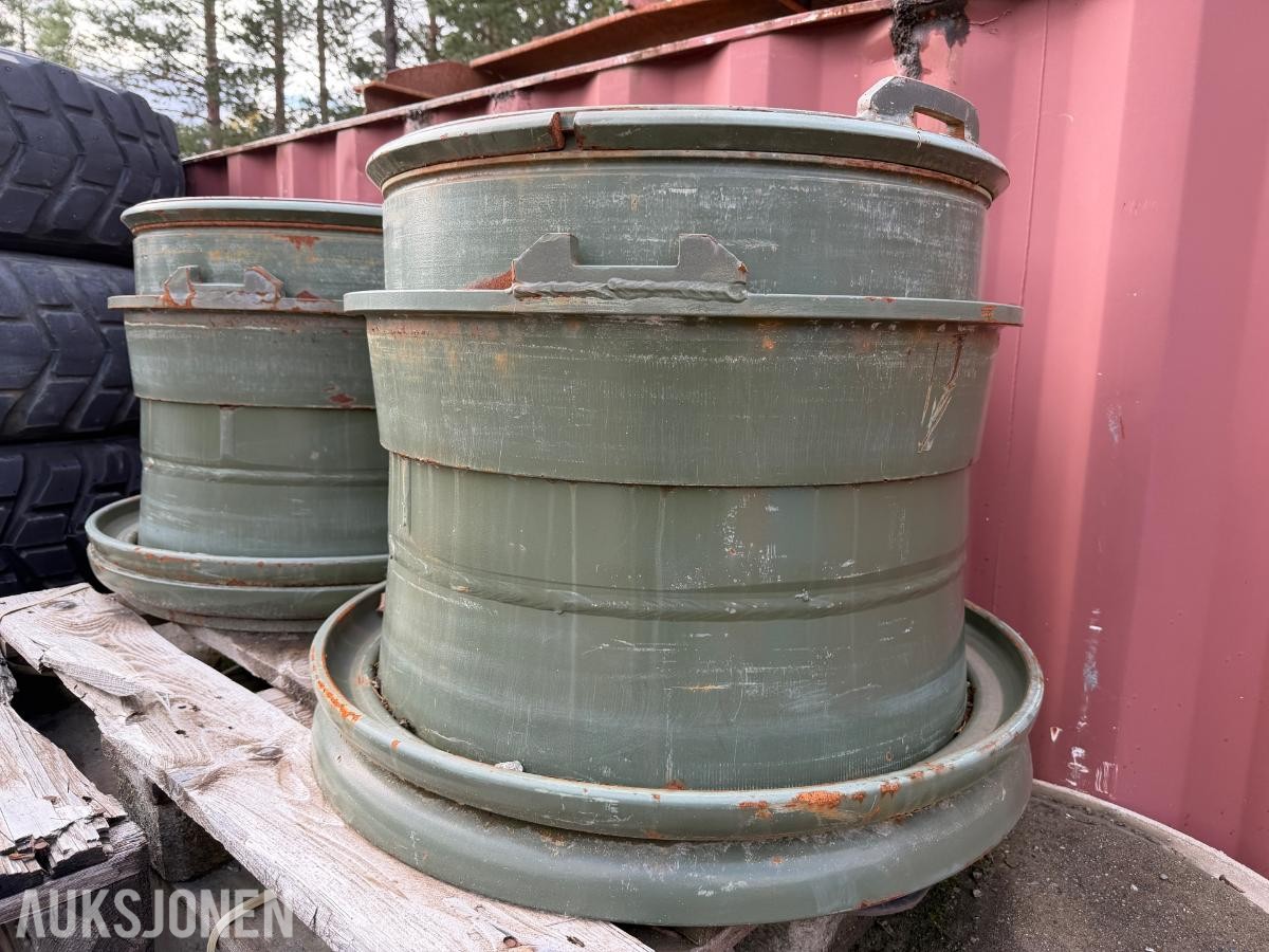 2 x Ubrukte hjullaster felger