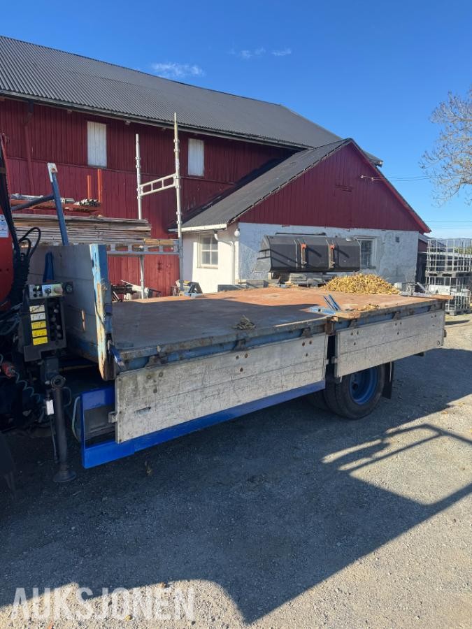 1990 Mercedes-Benz 814 Med tipp og kran