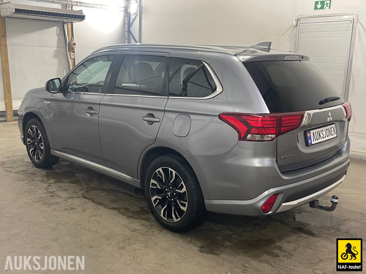 2016 Mitsubishi OUTLANDER PHEV 4WD HENGERFESTE 360 KAMERA CRUISE LED 