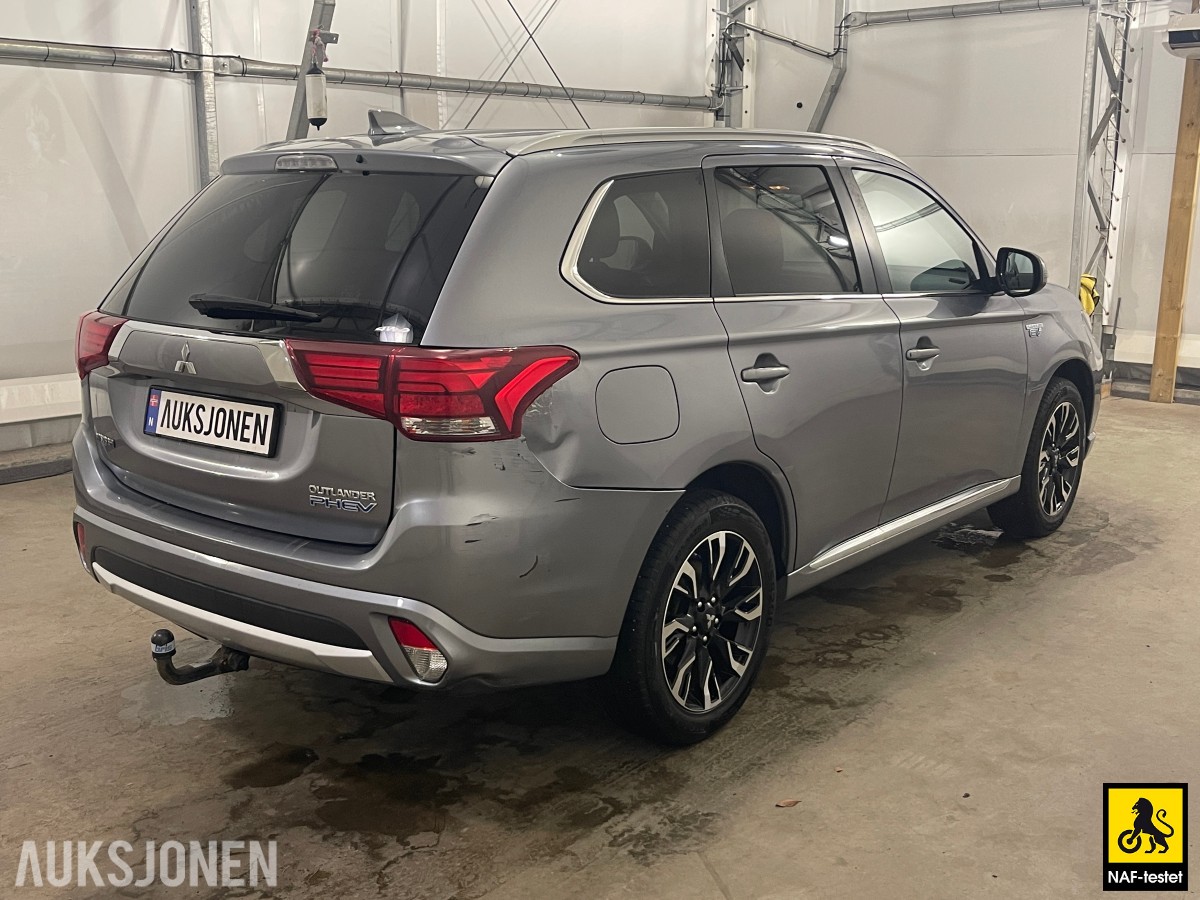 2016 Mitsubishi OUTLANDER PHEV 4WD HENGERFESTE 360 KAMERA CRUISE LED 