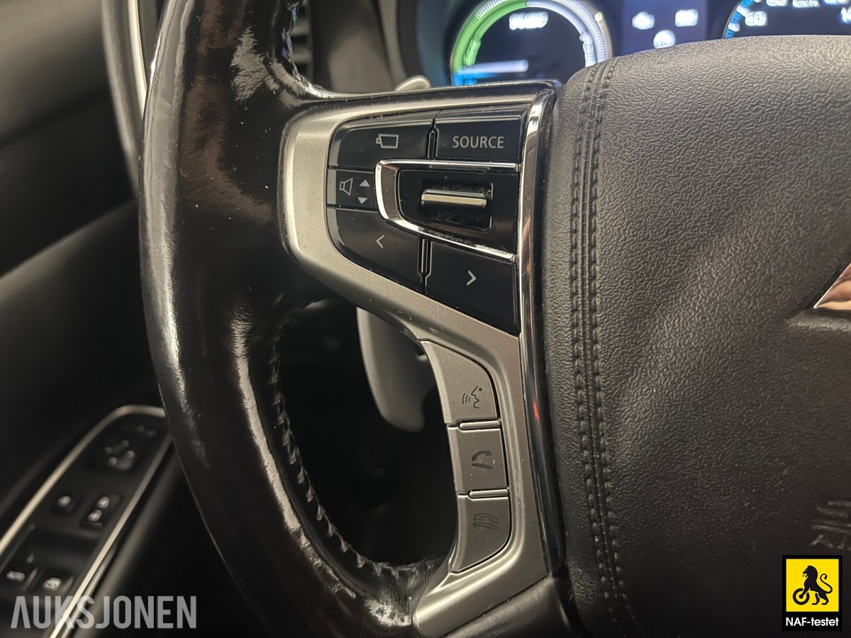 2016 Mitsubishi OUTLANDER PHEV 4WD HENGERFESTE 360 KAMERA CRUISE LED 