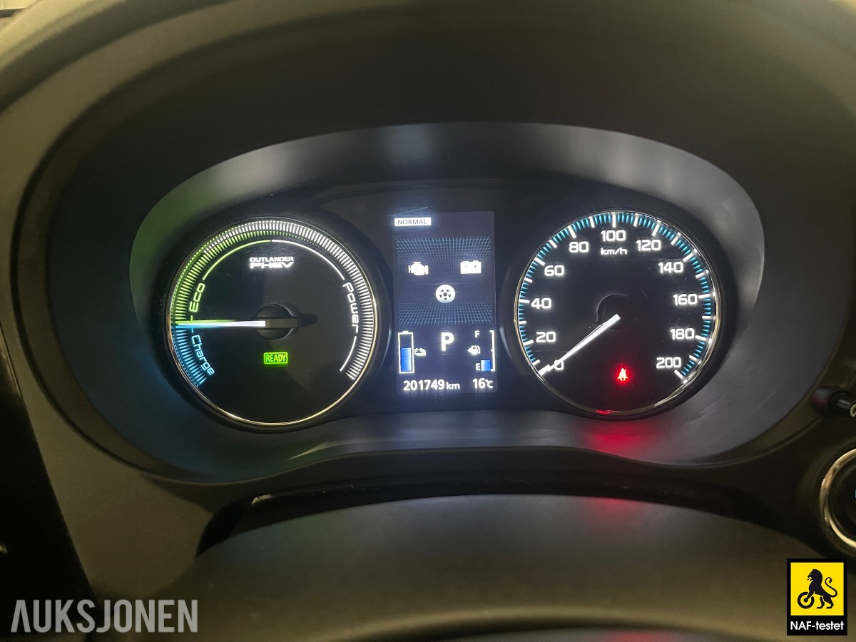 2016 Mitsubishi OUTLANDER PHEV 4WD HENGERFESTE 360 KAMERA CRUISE LED 