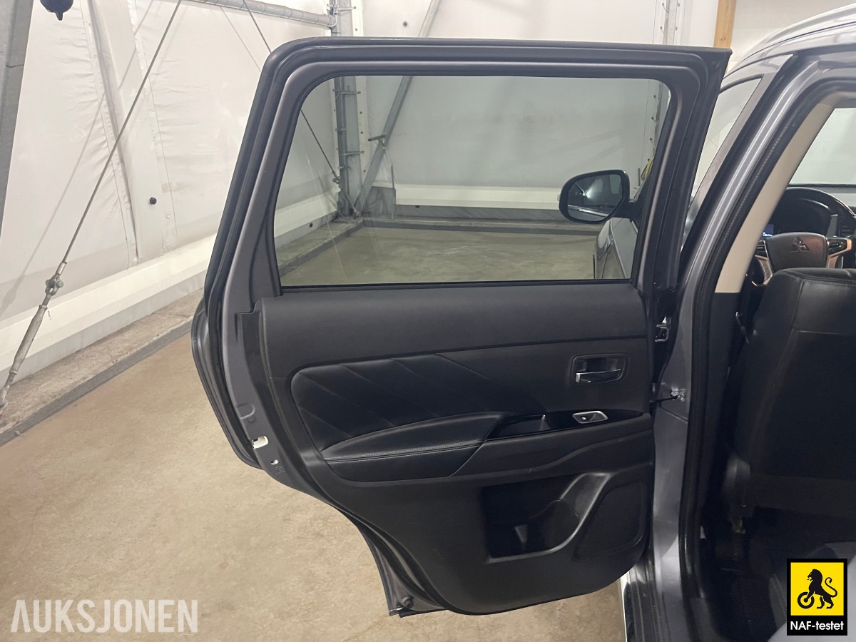 2016 Mitsubishi OUTLANDER PHEV 4WD HENGERFESTE 360 KAMERA CRUISE LED 