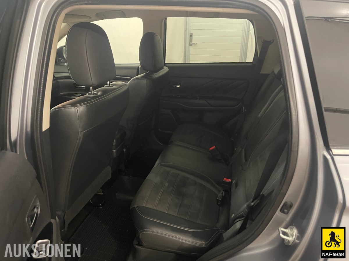 2016 Mitsubishi OUTLANDER PHEV 4WD HENGERFESTE 360 KAMERA CRUISE LED 