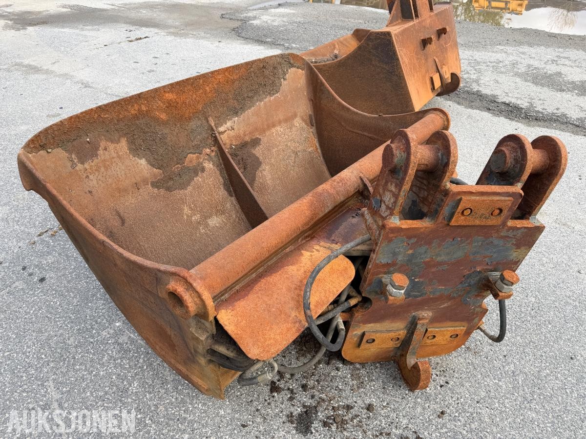 Pusseskuffe med hydraulisk tilt B20 feste