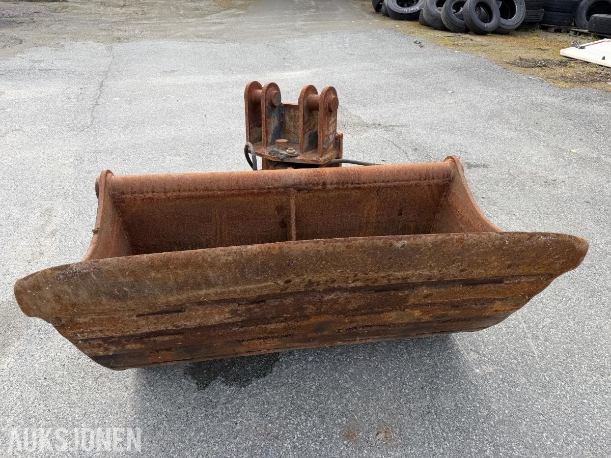Pusseskuffe med hydraulisk tilt B20 feste