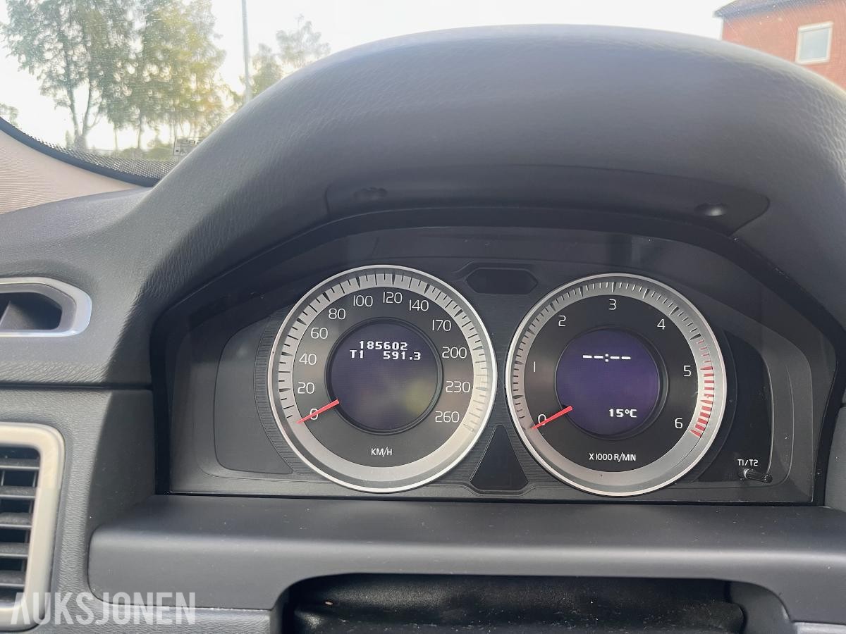 2013 Volvo V70 1.6 Diesel 114hk Automat, Cruisekontroll, Hengerfeste *Ingen minstepris*