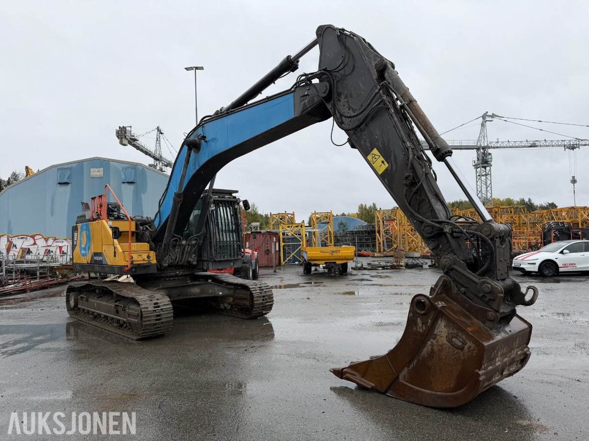 2019 Volvo EC300EL Gravemaskin