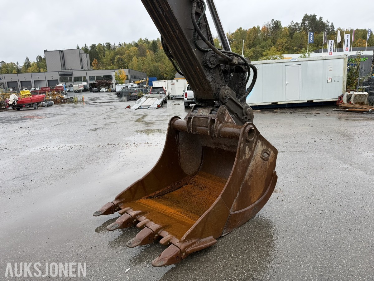 2019 Volvo EC300EL Gravemaskin