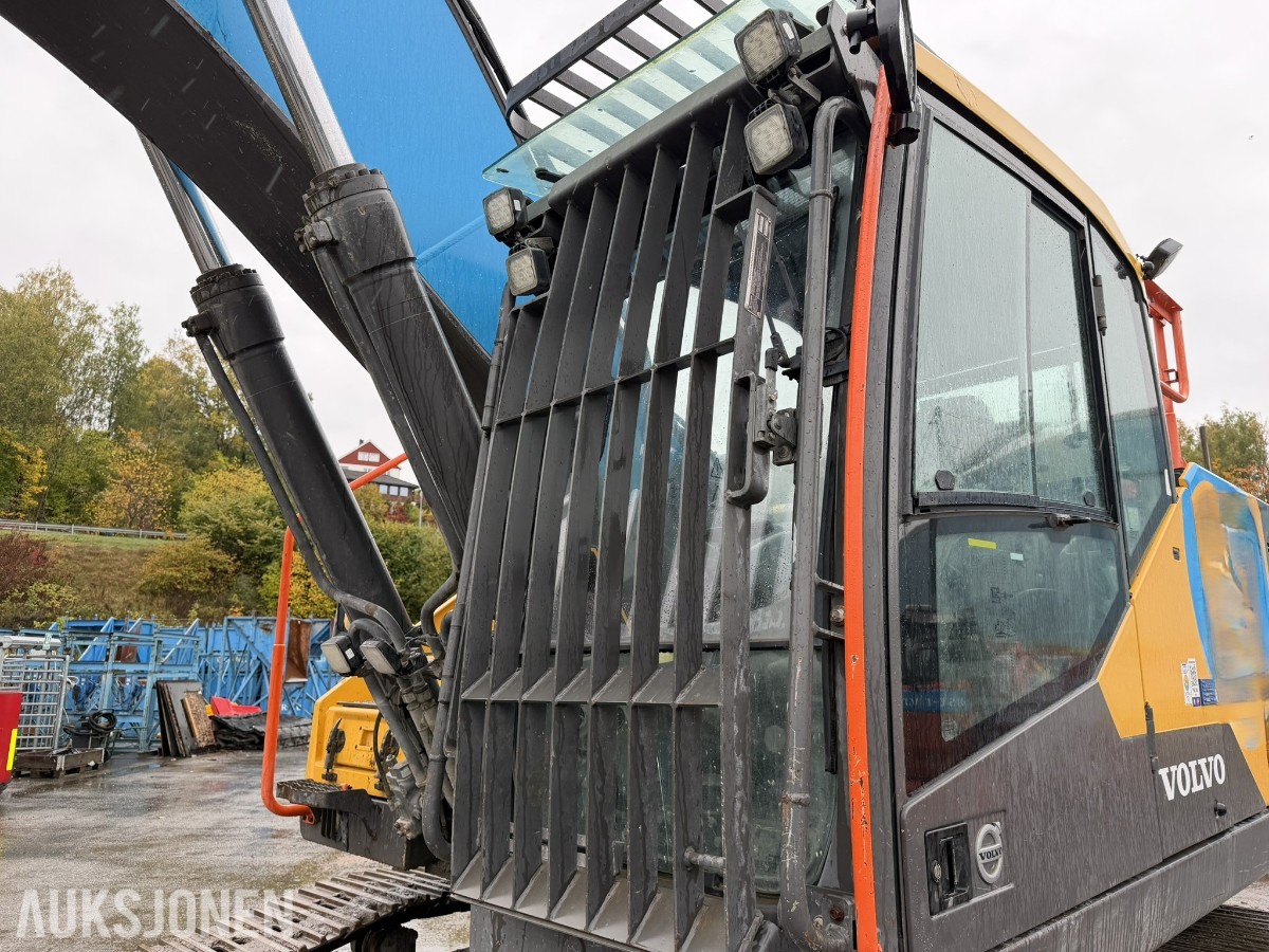 2019 Volvo EC300EL Gravemaskin