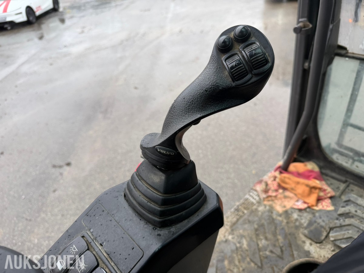 2019 Volvo EC300EL Gravemaskin