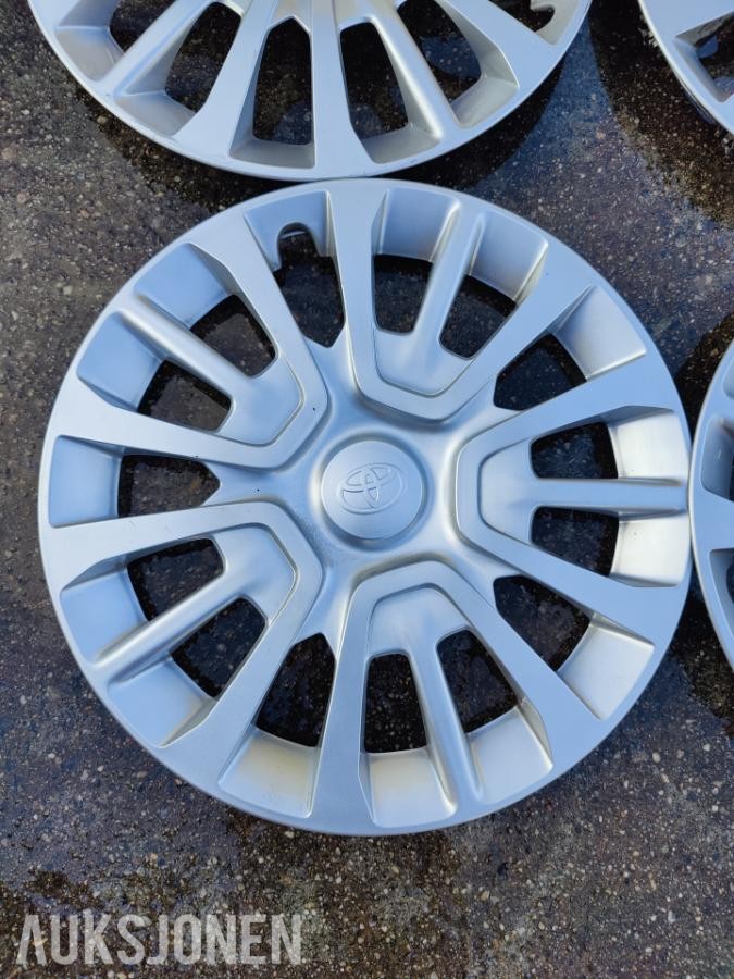 2018 Hjulkapsler Toyota varebil 17'' Original Toyota *Ingen minstepris*