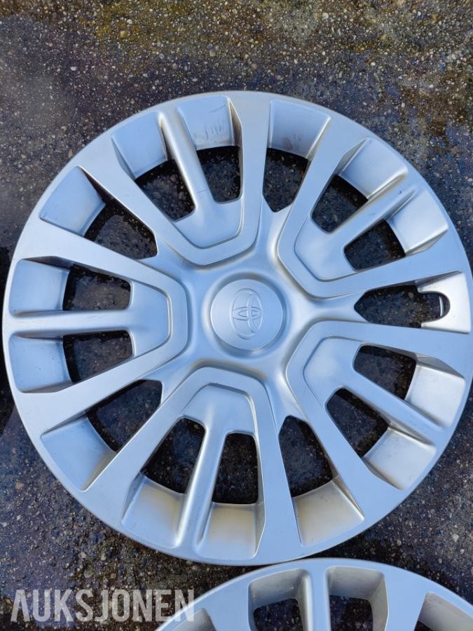 2018 Hjulkapsler Toyota varebil 17'' Original Toyota *Ingen minstepris*