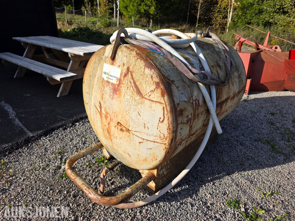 Diesel tank trolig 1000 L