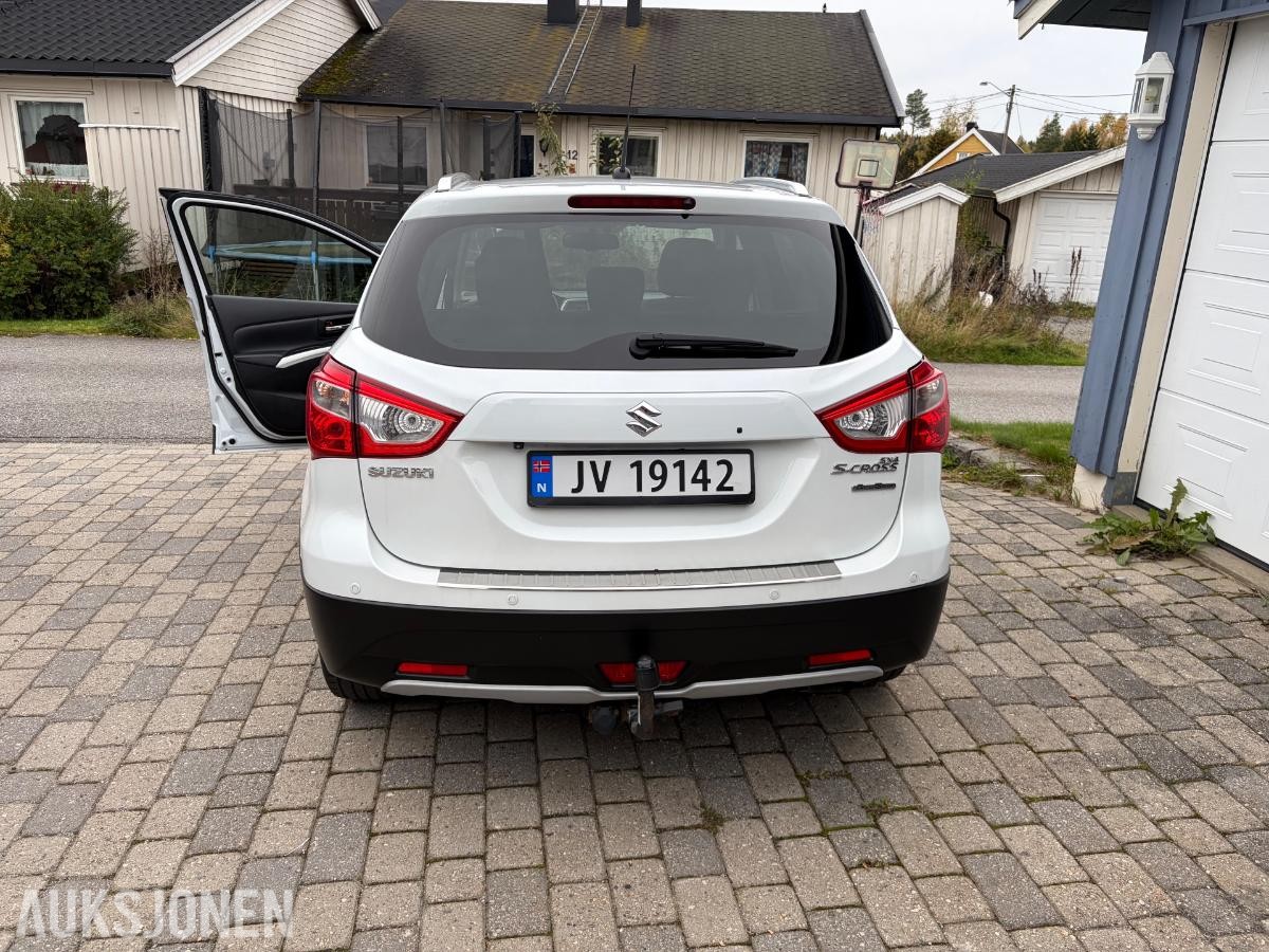2013 Suzuki SX4 S-CROSS 1.6 BENSIN 120HK 4X4 Automat, Hengerfeste