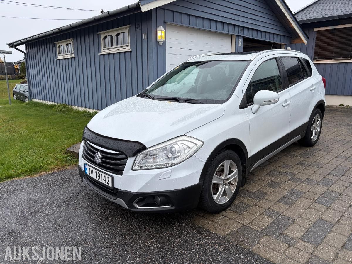 2013 Suzuki SX4 S-CROSS 1.6 BENSIN 120HK 4X4 Automat, Hengerfeste