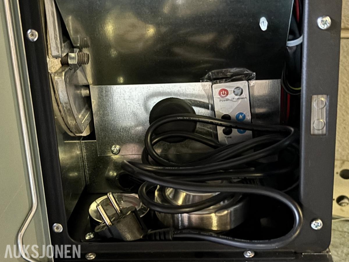 Dieselvarmer THK130 / infrarød varmeovn – transportskadet