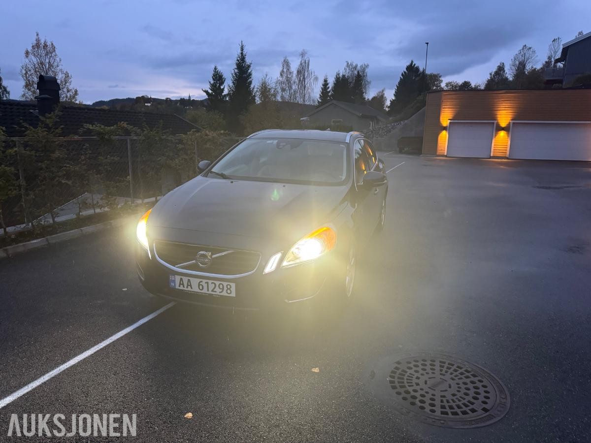 2012 Volvo V60 1.6 Diesel 114hk Automat Cruisekontroll, S+V Dekk