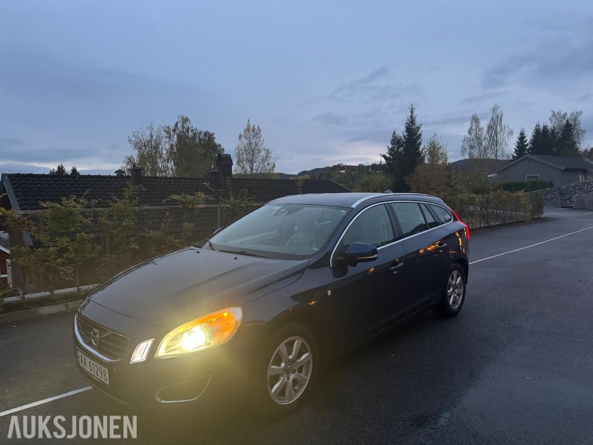 2012 Volvo V60 1.6 Diesel 114hk Automat Cruisekontroll, S+V Dekk