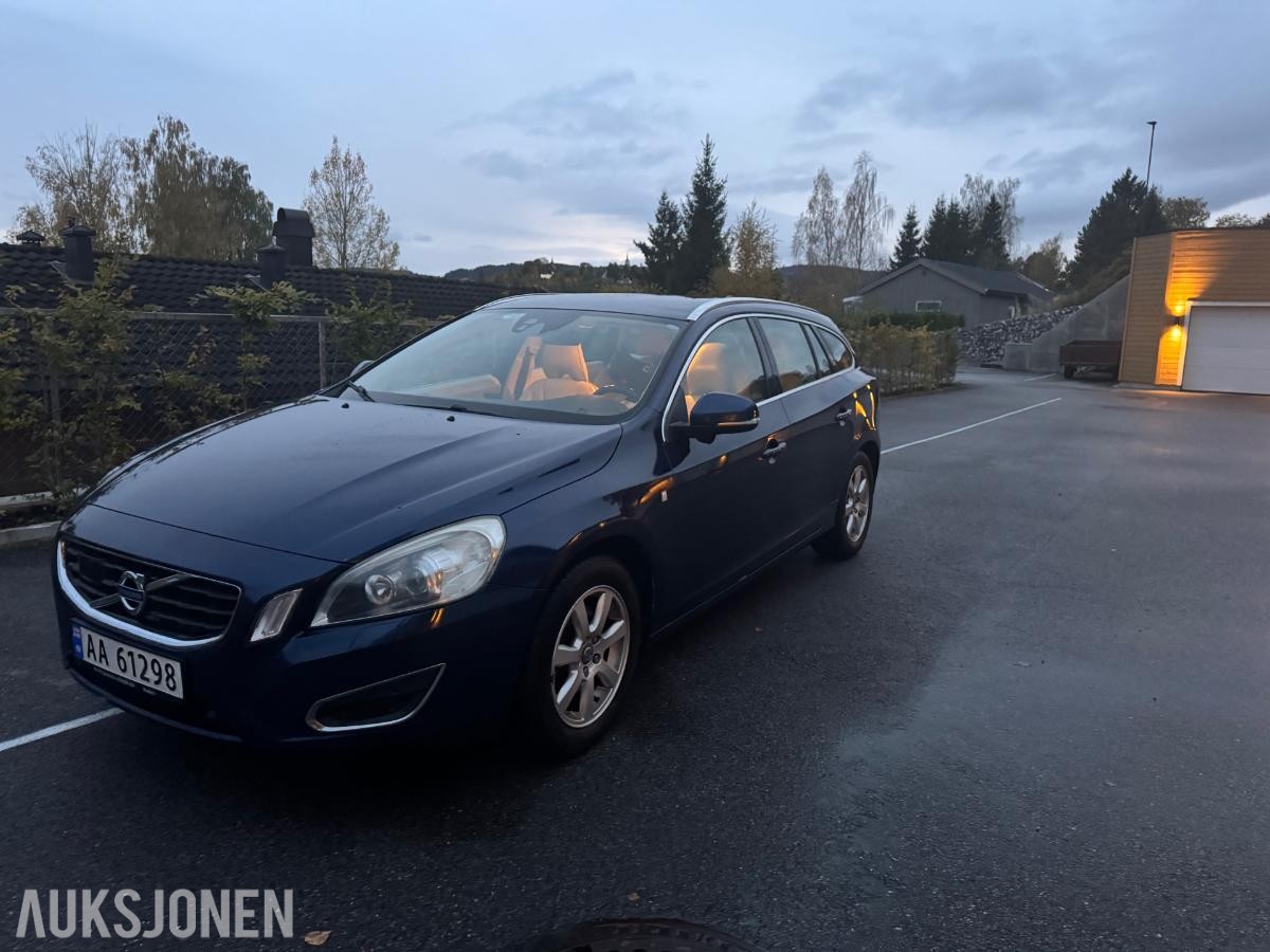 2012 Volvo V60 1.6 Diesel 114hk Automat Cruisekontroll, S+V Dekk