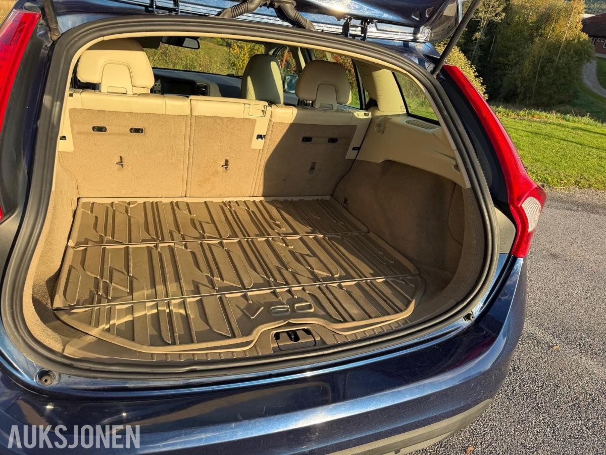 2012 Volvo V60 1.6 Diesel 114hk Automat Cruisekontroll, S+V Dekk