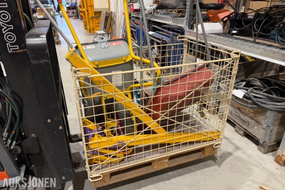 Ravendo BC 1100 ABS trillebår - Gitterbur - Trillebår med plastkasse - Snøskyver og snøspade - Slangetrommel - Løftestropper
