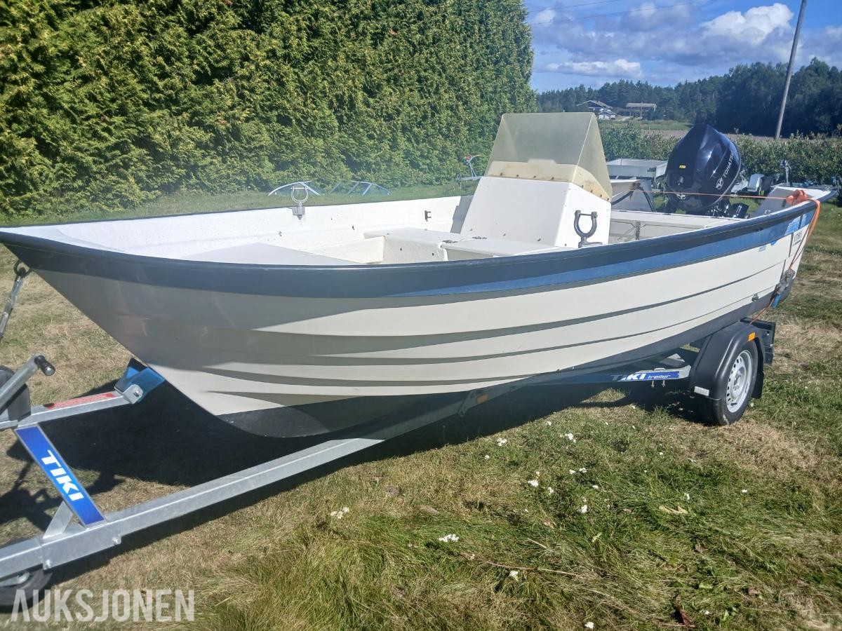 Crescent 450 båt med tohatsu 30hk