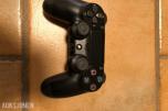 PlayStation 4 slim med 3 kontroller