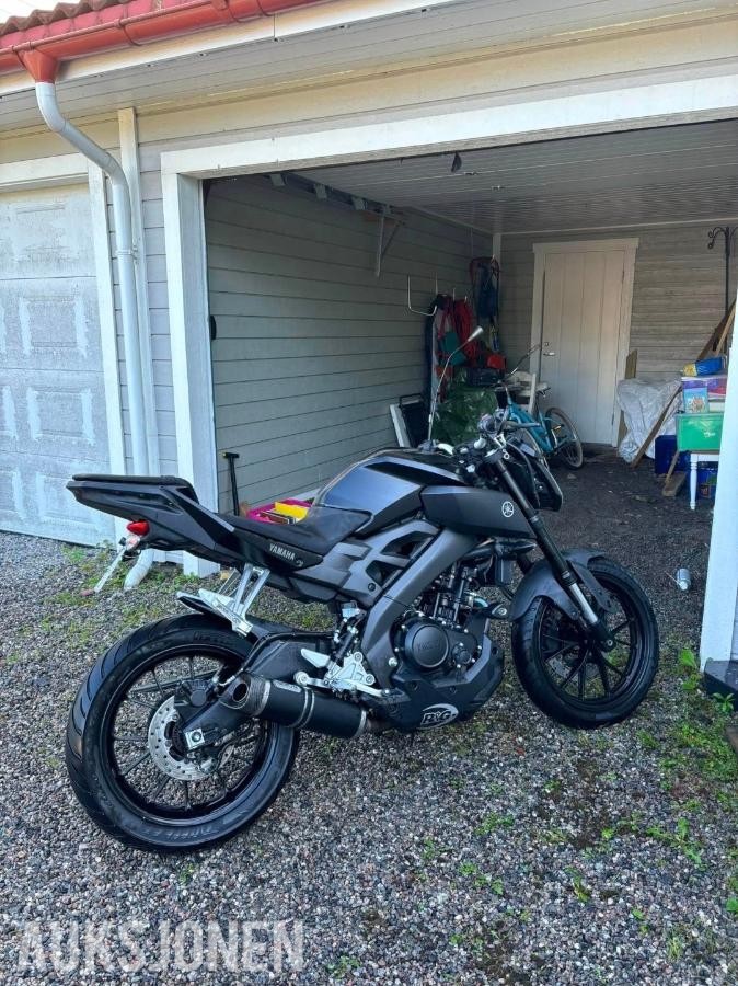 2017 Yamaha MT-125