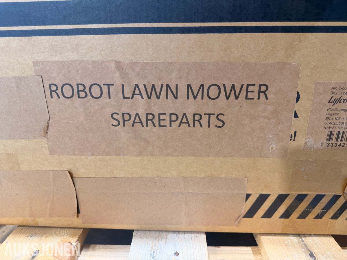 Parti m/plugger til robotgressklipper – Lyfco - begrensningskabel