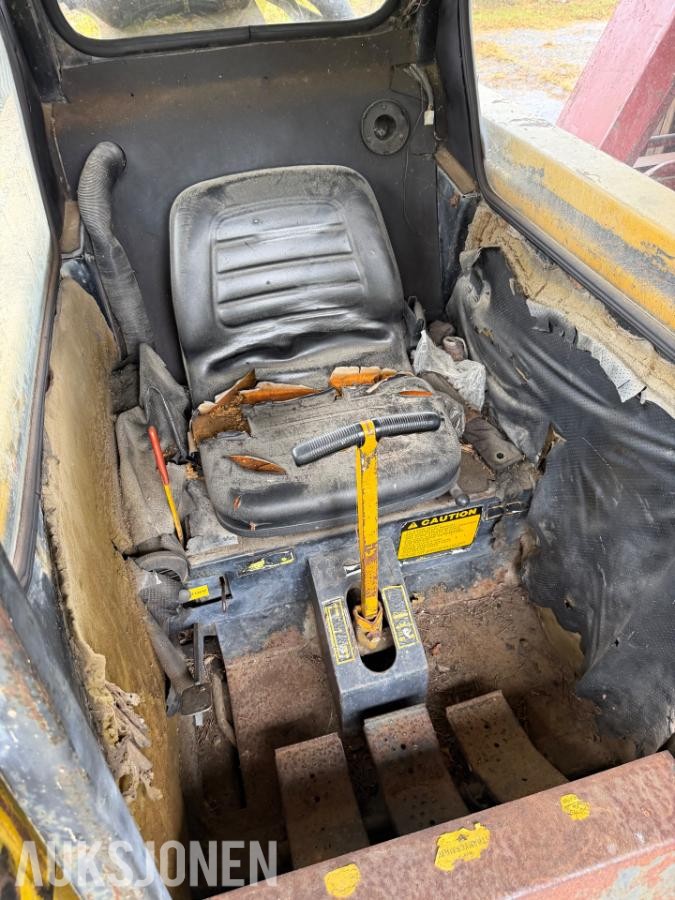1985 Mustang 545 MVA FRI KOMPAKTLASTER