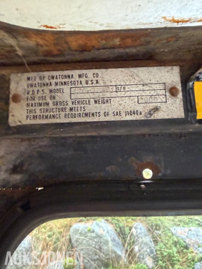 1985 Mustang 545 MVA FRI KOMPAKTLASTER