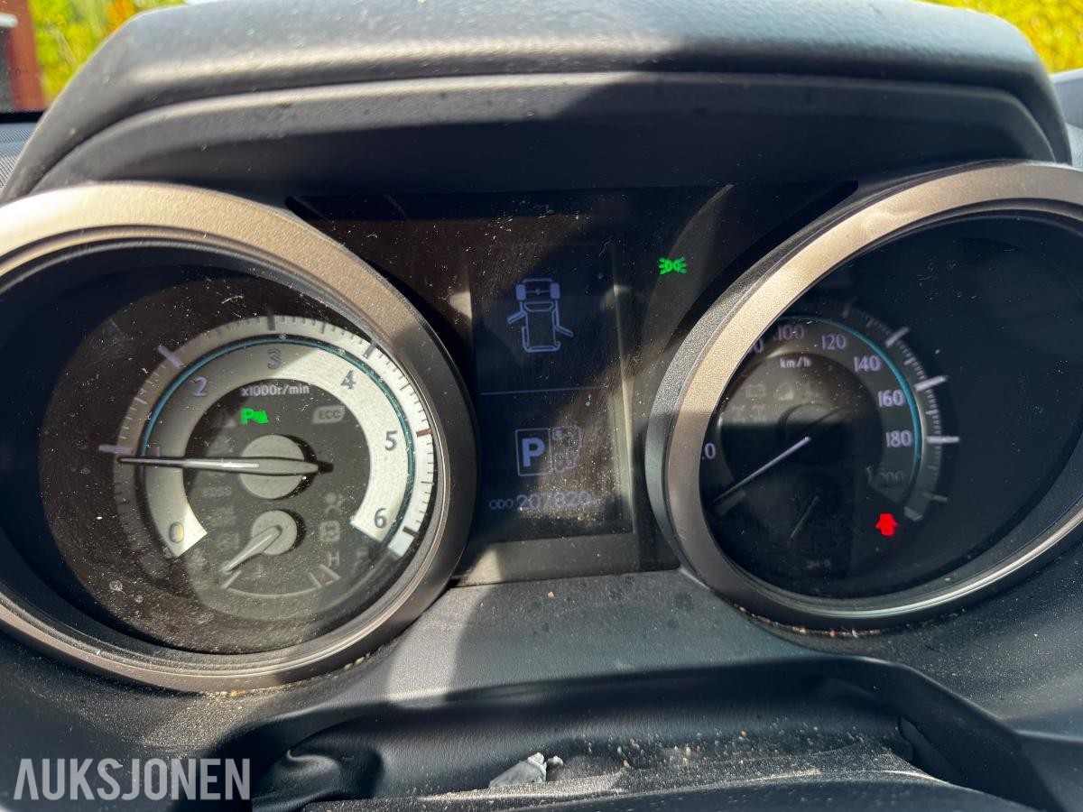 2013 TOYOTA LAND CRUISER 4WD AUTOMAT HENGERFESTE 5-SETER
