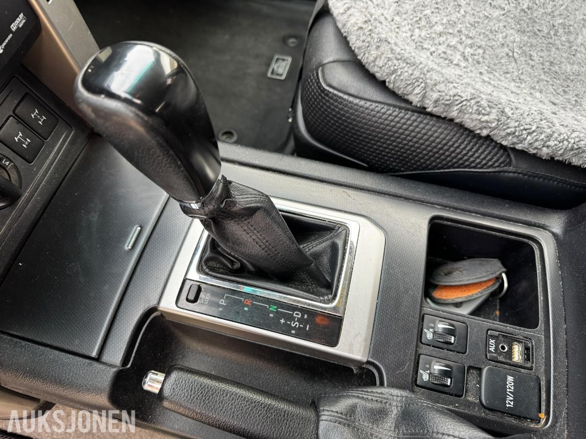 2013 TOYOTA LAND CRUISER 4WD AUTOMAT HENGERFESTE 5-SETER