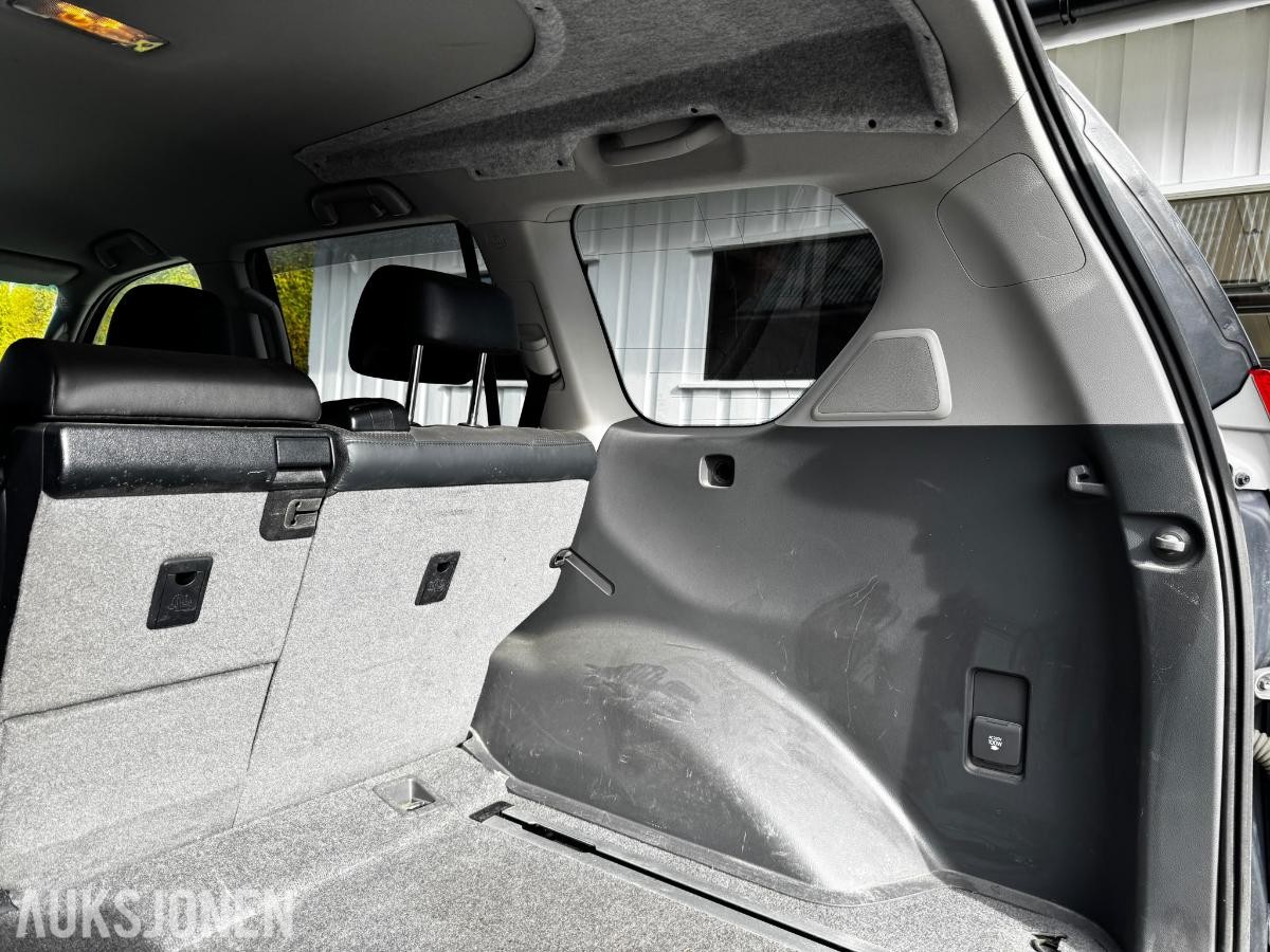 2013 TOYOTA LAND CRUISER 4WD AUTOMAT HENGERFESTE 5-SETER