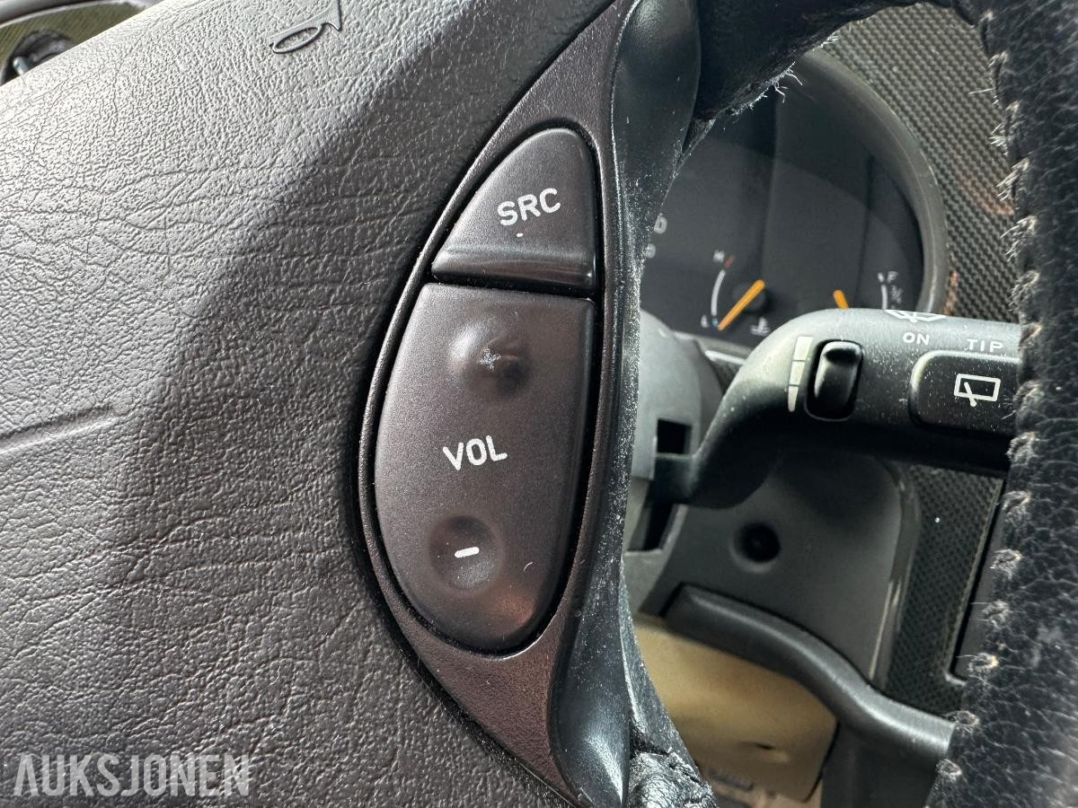 2002 SAAB 9-3 SE FLOTT EKSEMPLAR SOLTAK HENGERFESTE CRUISE